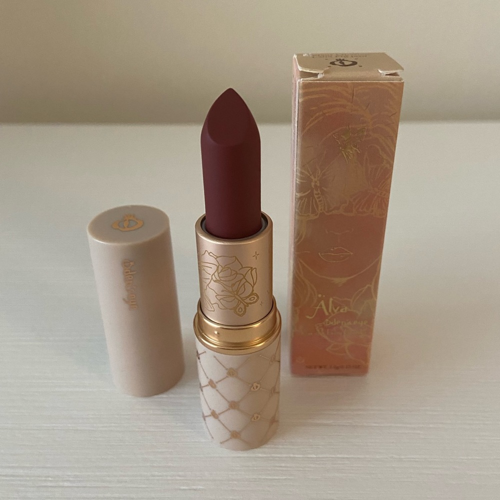 Oden’s Eye Alva Kiss of a Fairy Lipstick in Fig Jam: NIB